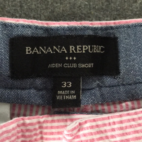 Red seersucker shorts - Picture 2 of 2